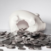 Konto oszczędnościowe – wady i zalety