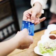 Jak Polacy radzą sobie ze spłatą kredytów?